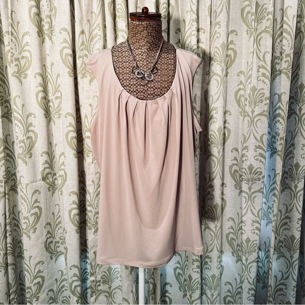 Jones Studio Sleeveless Blouse Size 20 NWT
